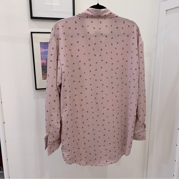 Nasty gal Dainty Leopard Oversized Button Up Shirt size medium - Picture 3 of 6